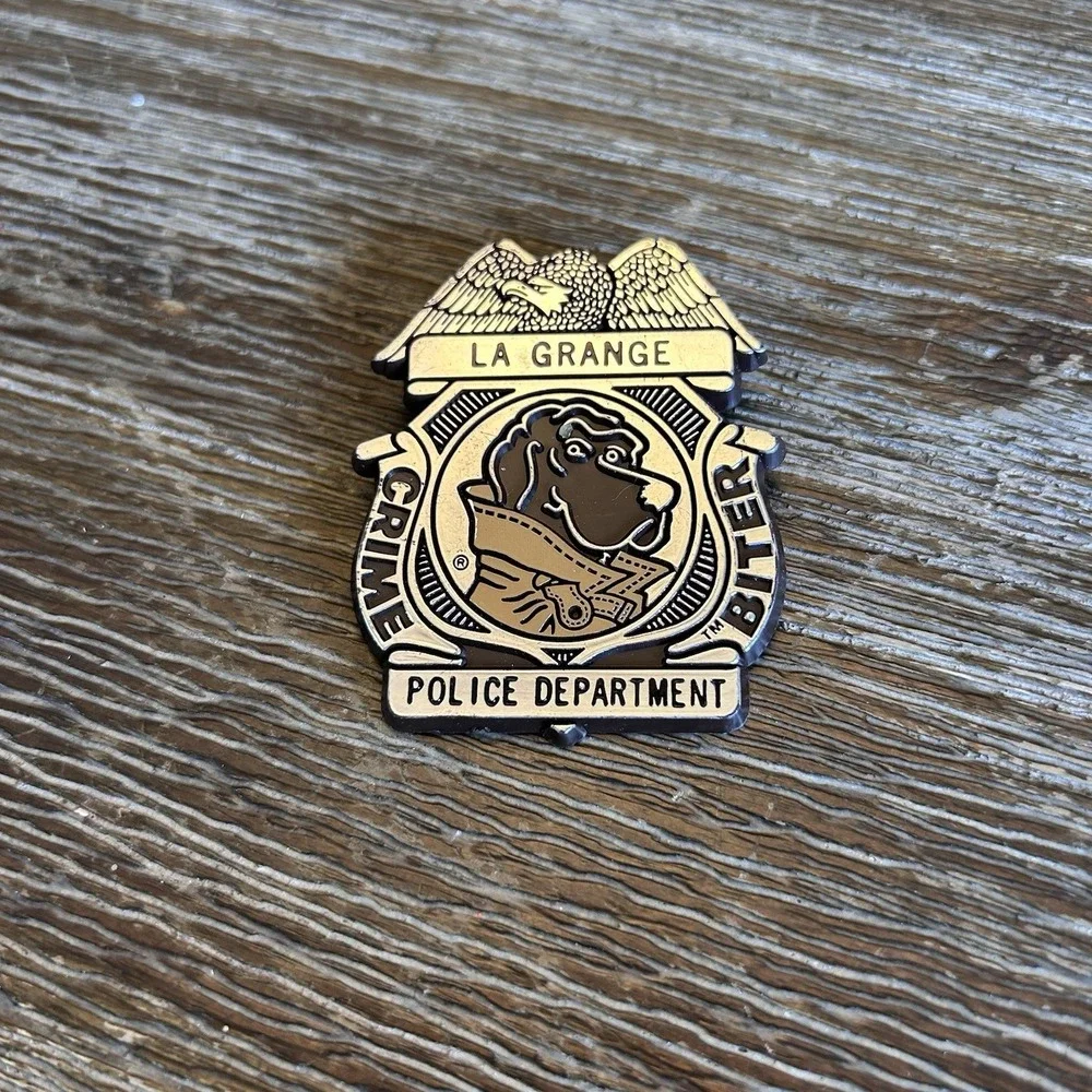 VINTAGE Scruff McGruff Police Department Crime Biter Badge Pin LaGrange Illinois
